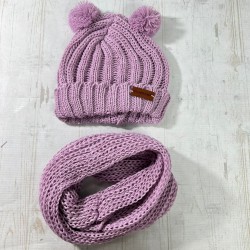 Gorro y cuello de bebé tejido por mayor CARILO