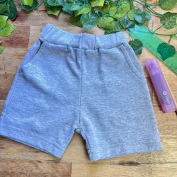 Short colegial de bebé