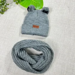 Gorro y cuello de bebé tejido  CARILO